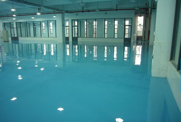 耐磨地坪漆施工廠家如何解決環(huán)氧地坪起灰、起砂問(wèn)題？